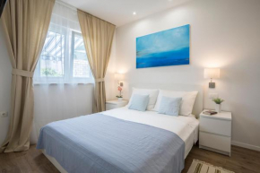  LuSea Apartments  Сплит